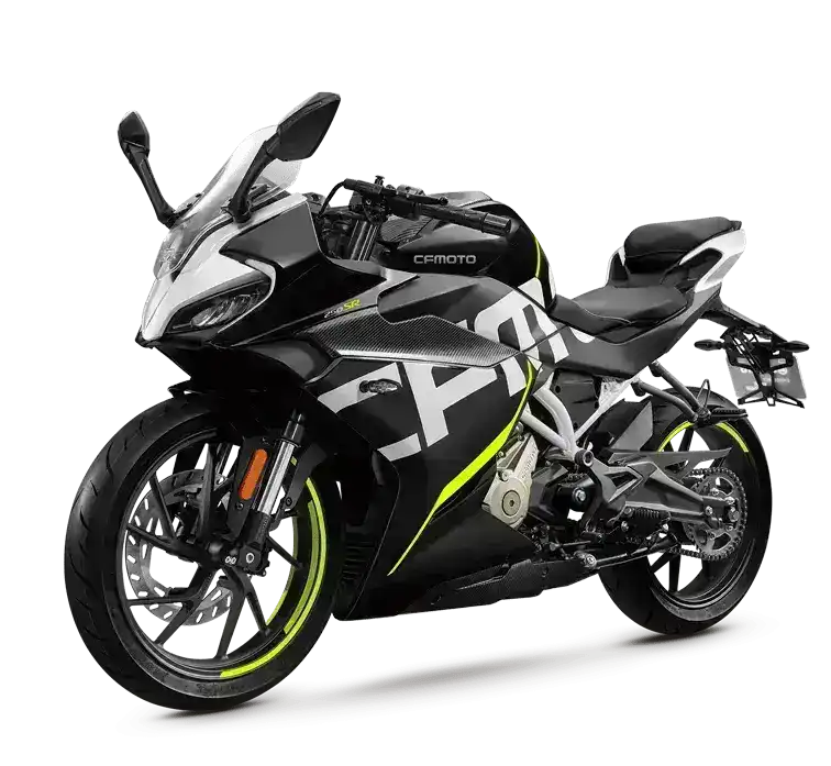 Bajaj Dominar 400 mi? Hangisi daha iyi