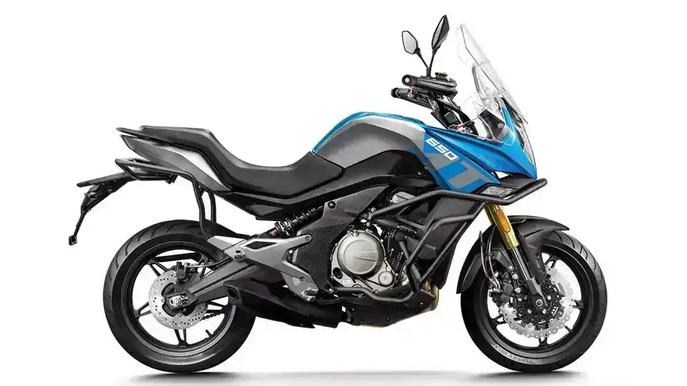 CFMOTO 450 MT mi? Hangisi daha iyi