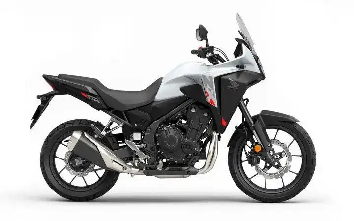 Royal Enfield Himalayan 450 mi? Hangisi daha iyi