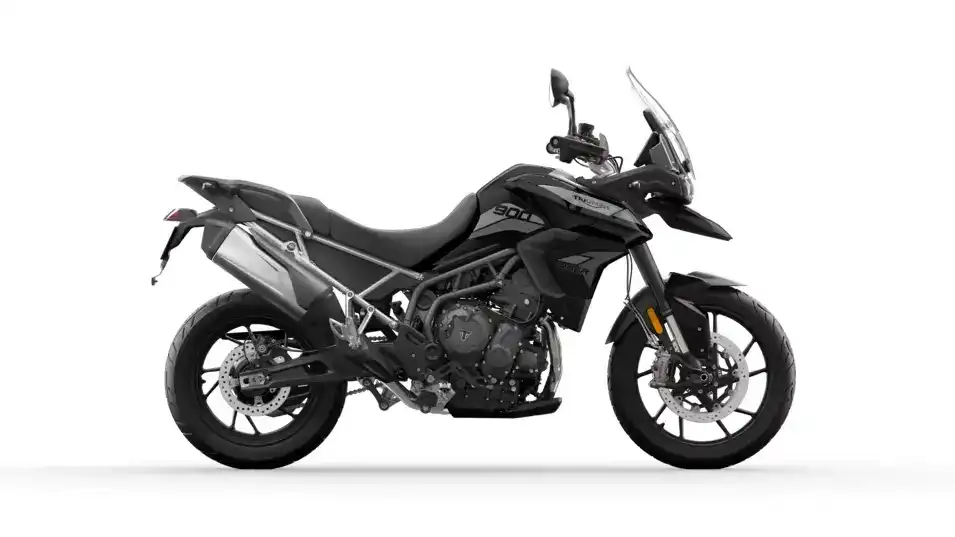 Yamaha Tracer 900 mi? Hangisi daha iyi
