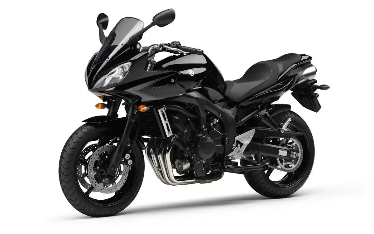 Yamaha FZ6 Fazer mi? Hangisi daha iyi